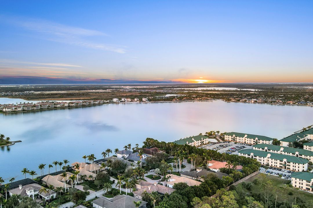 18600 Verona Lago Dr, Miromar Lakes, FL 33913