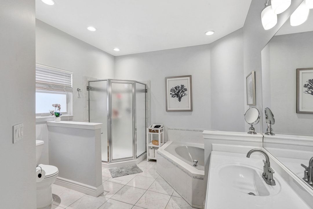 1640 Almeria Ct, Marco Island, FL 34145