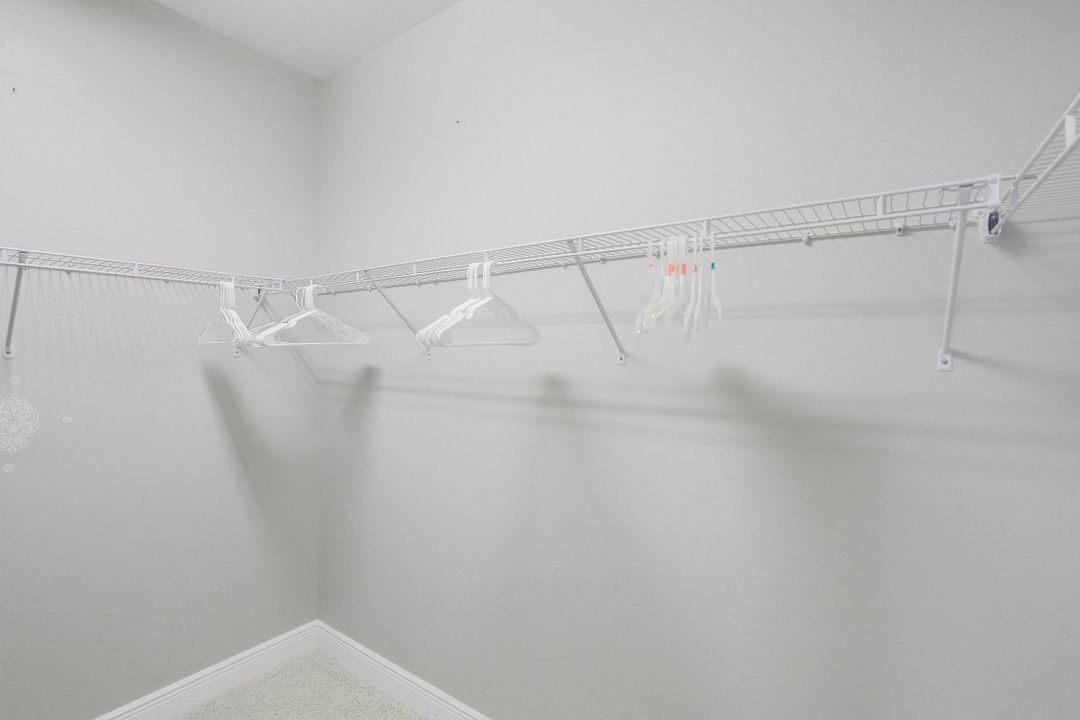 2181 Frangipani Cir  #201, Naples, FL 34120