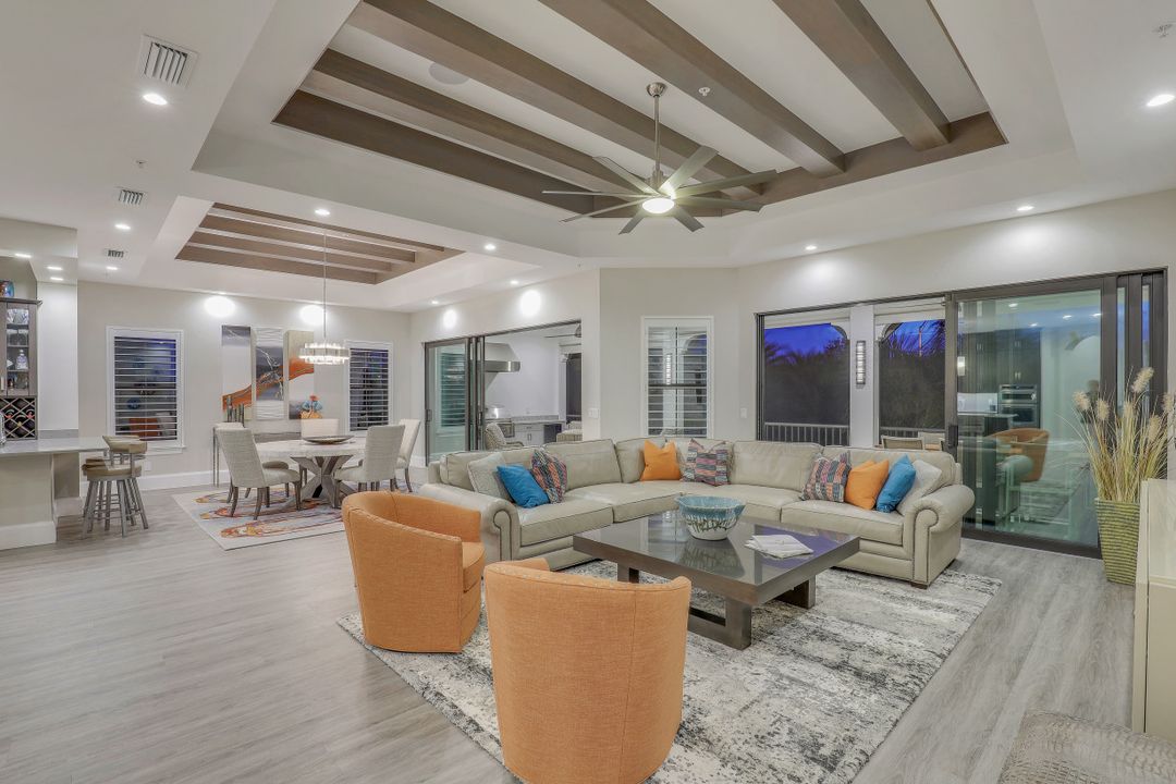 16358 Corsica Way #201, Naples, FL 34110