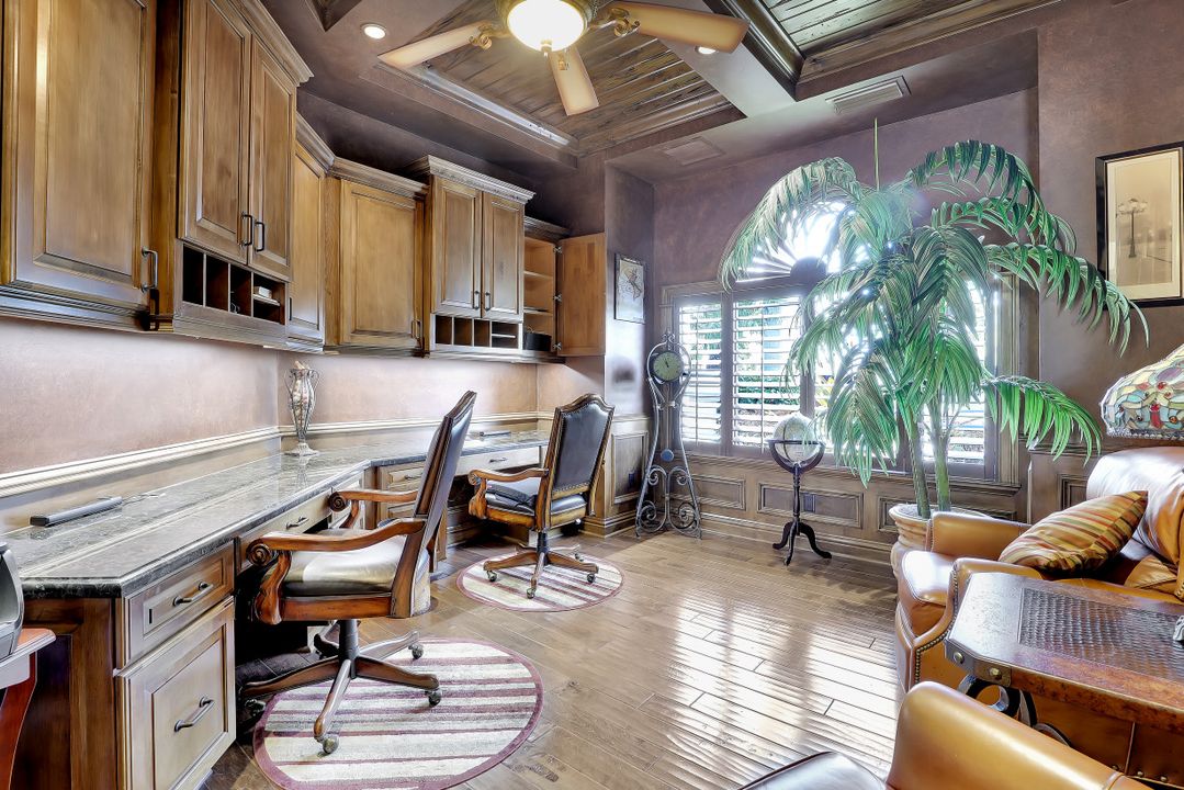 3840 Surfside Blvd, Cape Coral, FL 33914