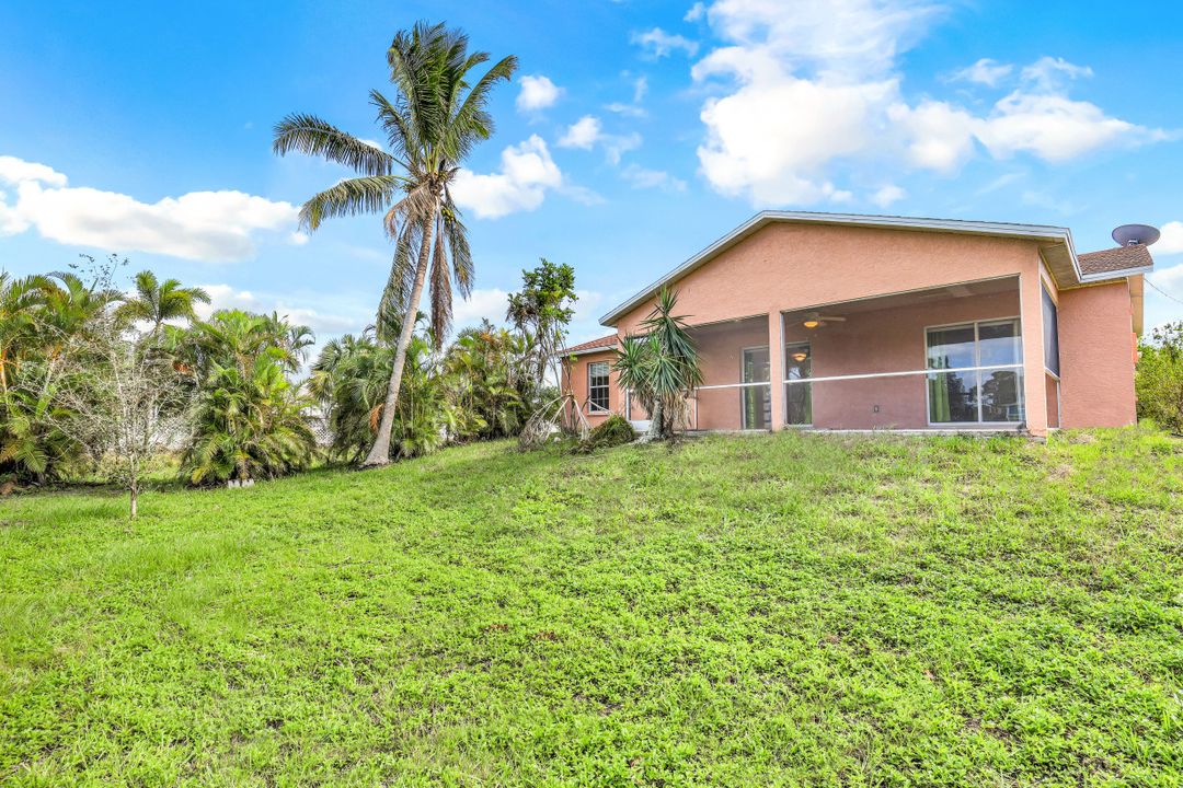 3880 Bennett Ln, Bonita Springs, FL 34134