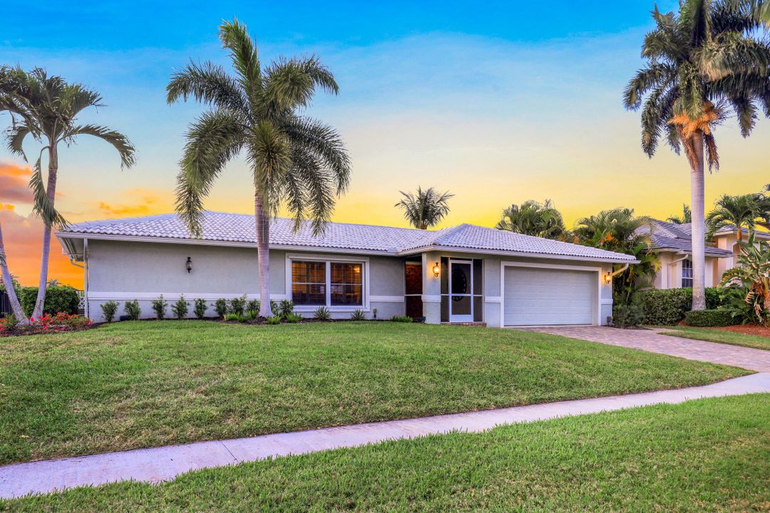 1552 Buccaneer Ct, Marco Island, FL 34145