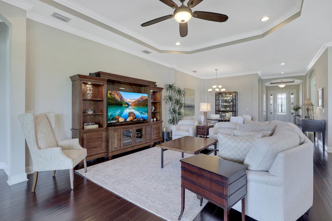 9123 Trivoli Terrace, Naples, FL 34119