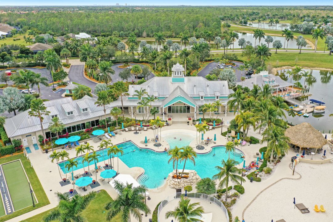 14628 Regatta Ln, Naples, FL 34114