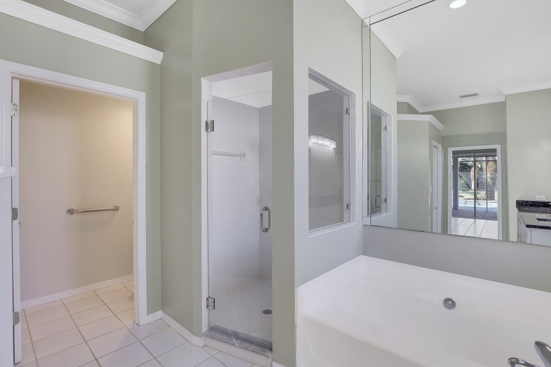 25610 Springtide Ct, Bonita Springs, FL 34135