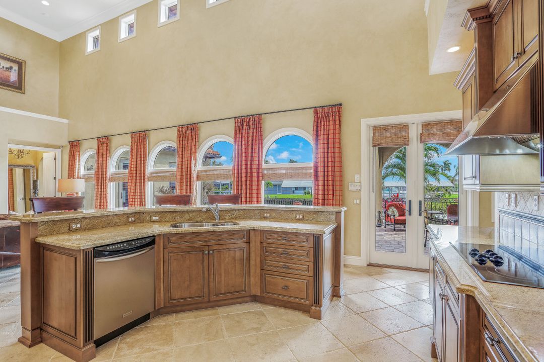 4907 Pelican Blvd, Cape Coral, FL 33914