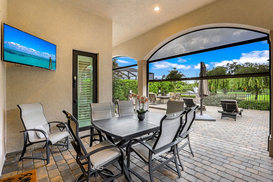 14713 Reserve Ln, Naples, FL 34109