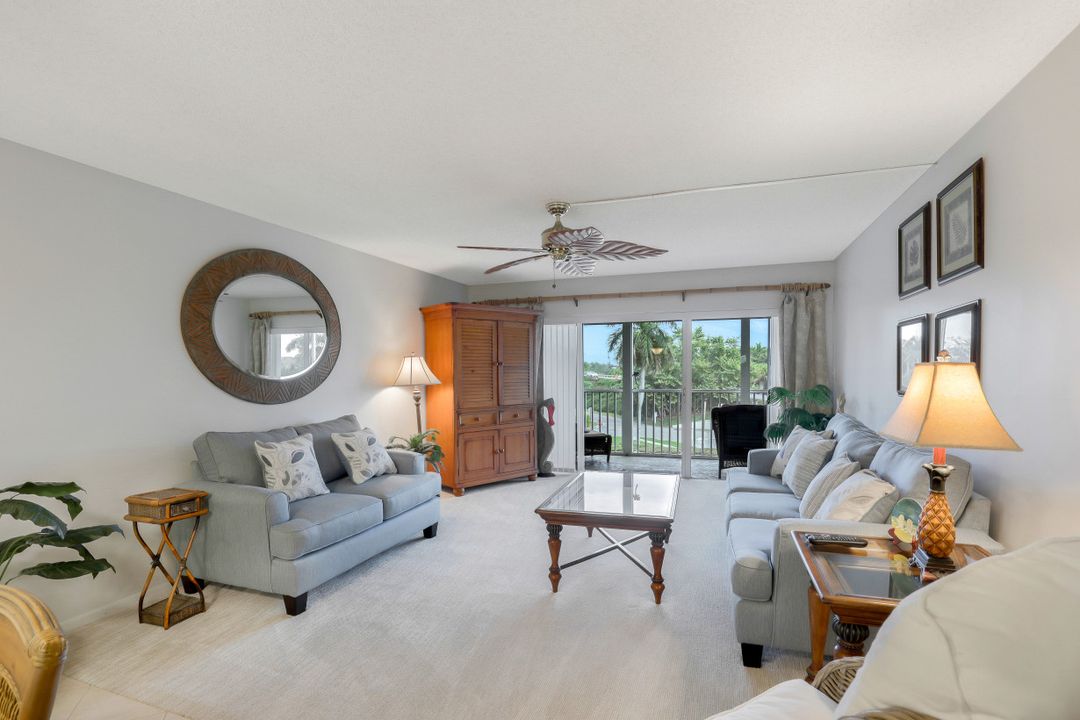 1 Bluebill Ave #306, Naples, FL 34108