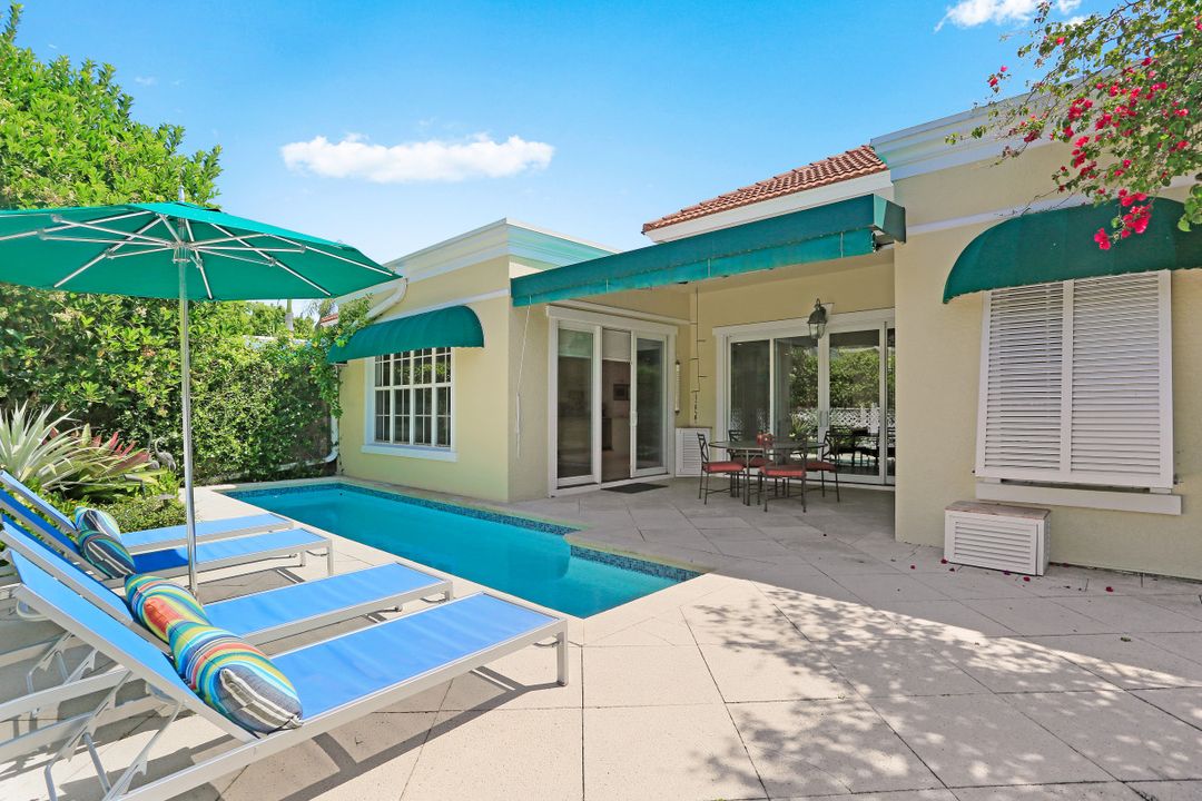 3725 Rachel Ln, Naples, FL 34103