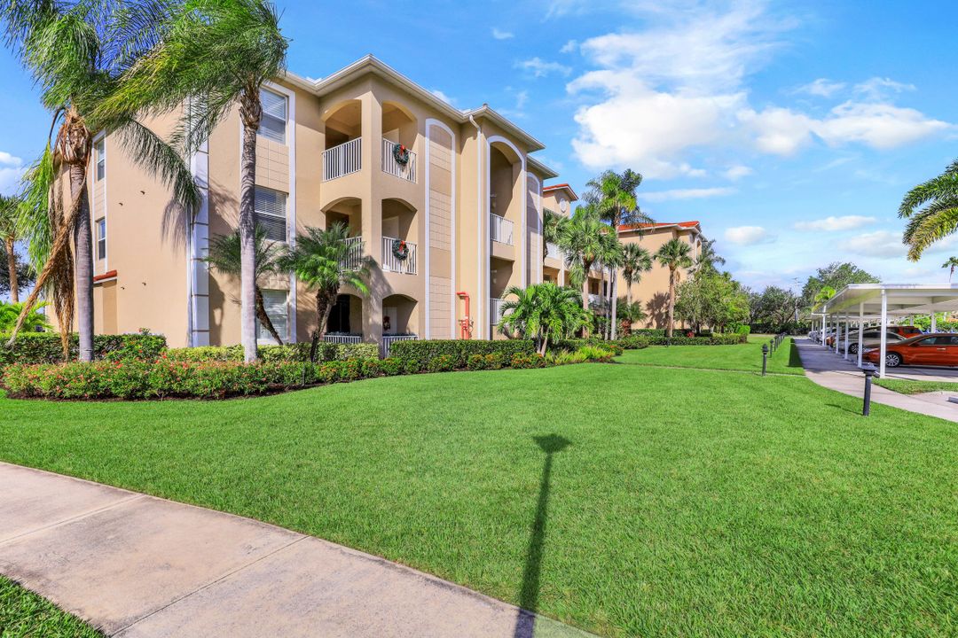 2750 Cypress Trace Cir  #2631, Naples, FL 34119