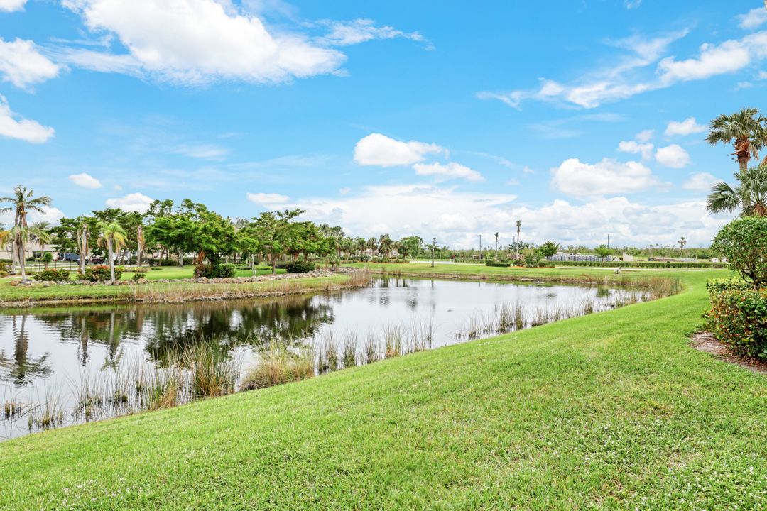 5909 Tarpon Gardens Cir #102, Cape Coral, FL 33914