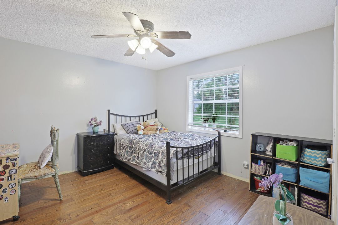 3611 8th Ave SE, Naples, FL 34117