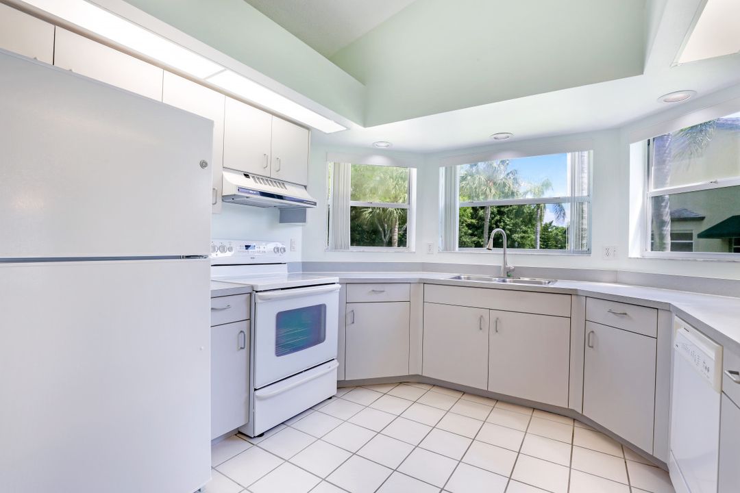 1004 McGregor Park Cir, Fort Myers, FL 33908