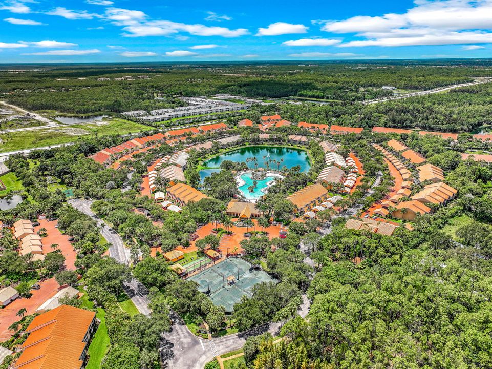 2420 Hidden Lake Dr #1006, Naples, FL 34112