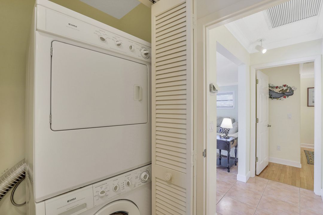 9455 Beverly Ln, Sanibel, FL 33957