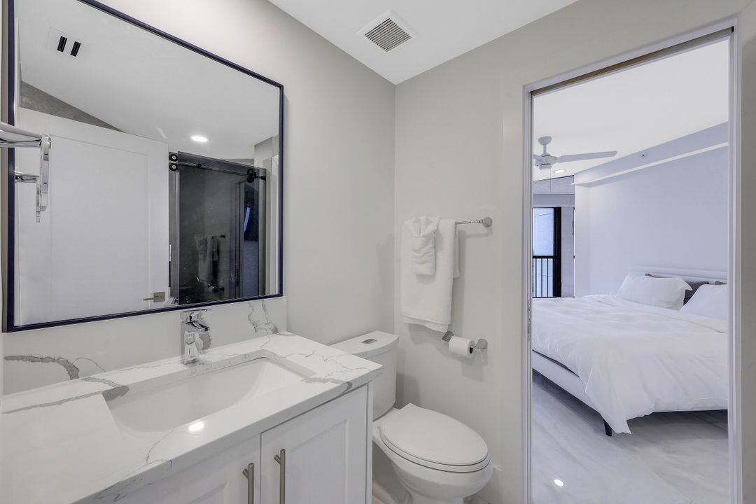 8171 Bay Colony Dr #1602, Naples, FL 34108