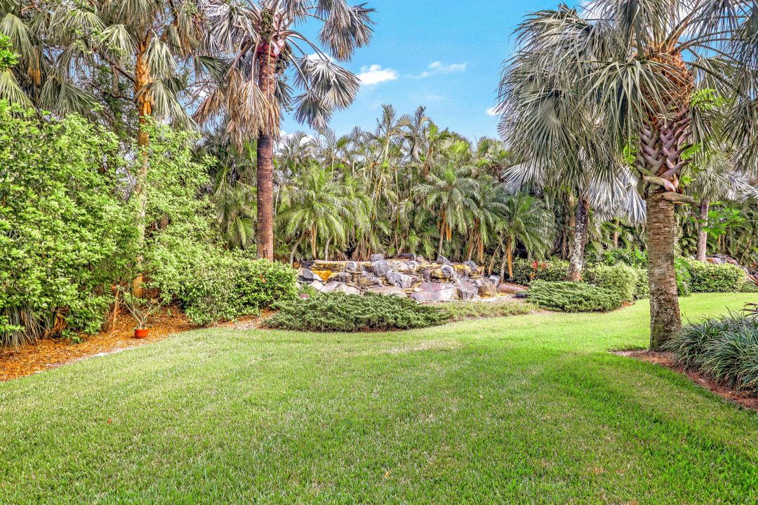 2395 Hidden Lake Dr #4601, Naples, FL 34112