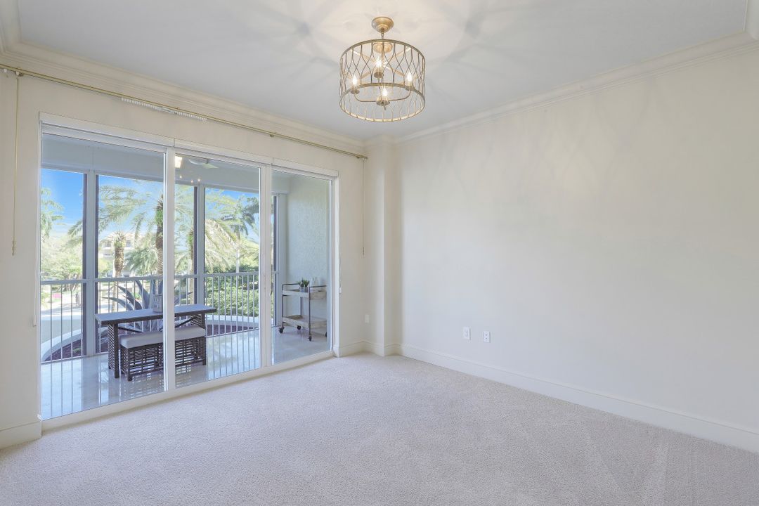 4201 Gulf Shore Blvd N #302, Naples, FL 34103