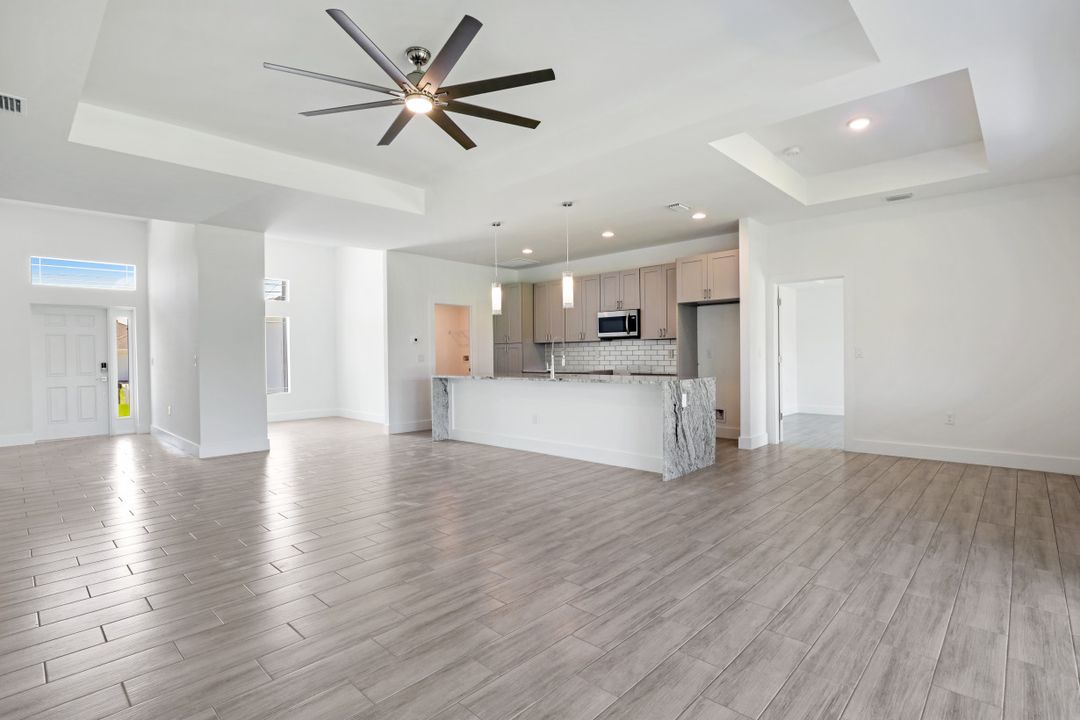 3410 34th St SW, Lehigh Acres, FL 33976