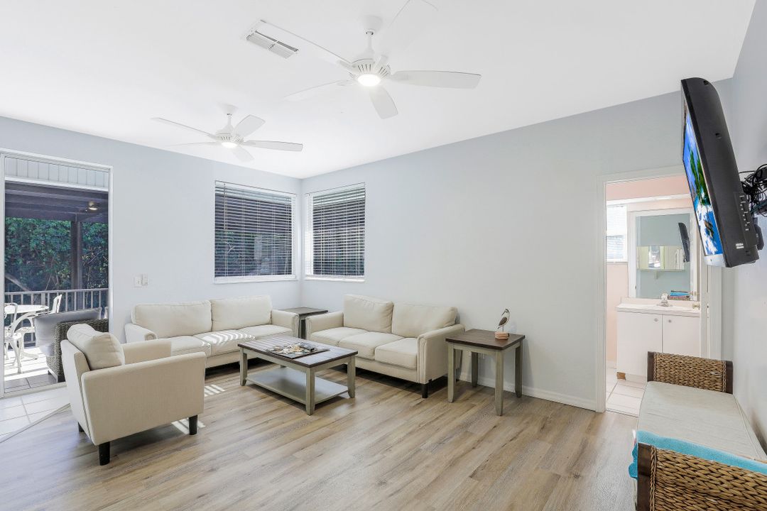 971 Java Ct, Marco Island, FL 34145