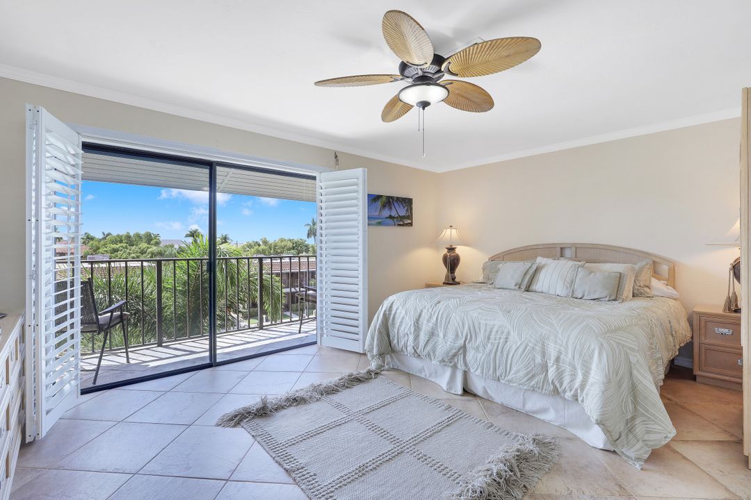 1400 Blue Point Ave #206, Naples, FL 34102