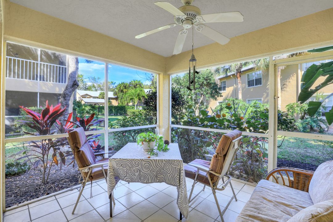 9589 Crescent Garden Dr #101, Naples, FL 34109