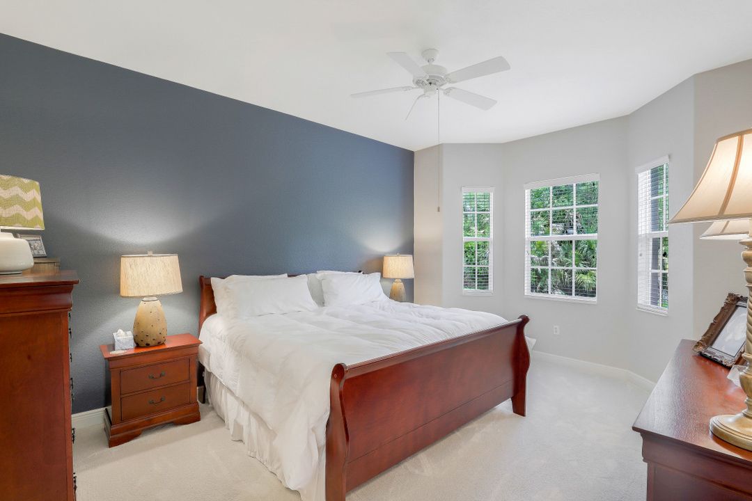 7849 Hawthorne Terrace #802, Naples, FL 34113