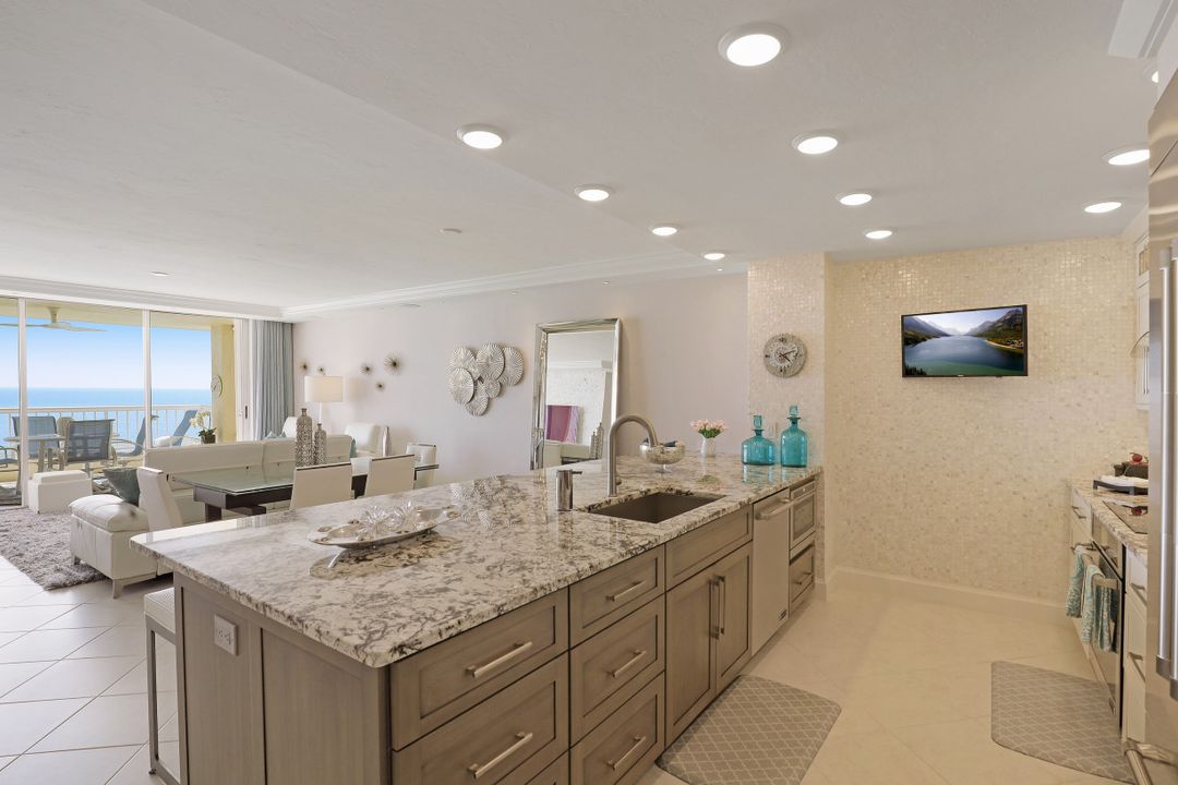 990 Cape Marco Dr #1005, Marco Island, FL 34145