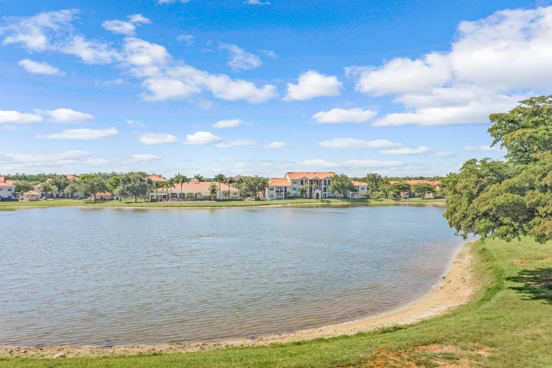 3364 Antica St, Fort Myers, FL 33905