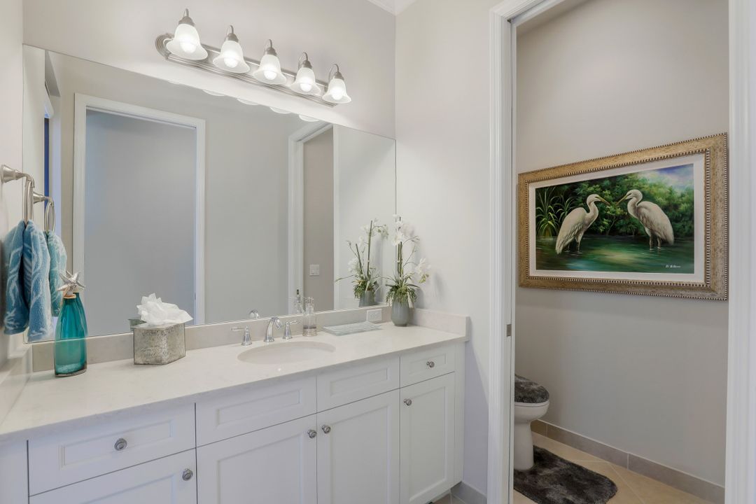 2748 Crystal Way, Naples, FL 34119