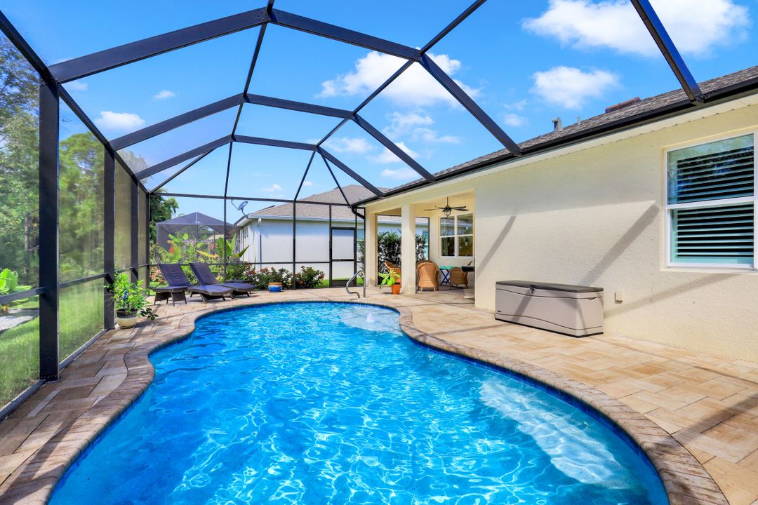 3121 Amadora Cir, Cape Coral, FL 33909