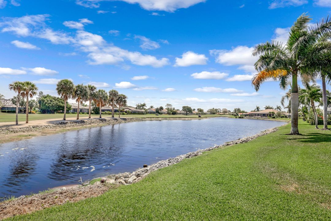 28419 Sombrero Dr, Bonita Springs, FL 34135