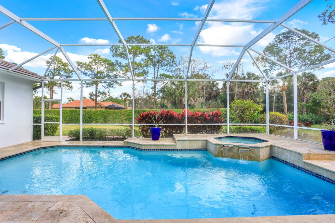 4160 7th Ave SW, Naples, FL 34119