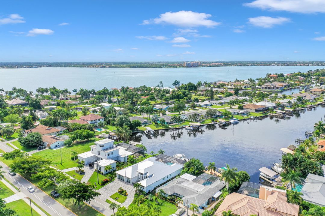 1214 El Dorado Pkwy E, Cape Coral, FL 33904