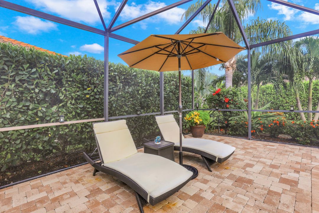 9365 Slate Ct, Naples, FL 34120