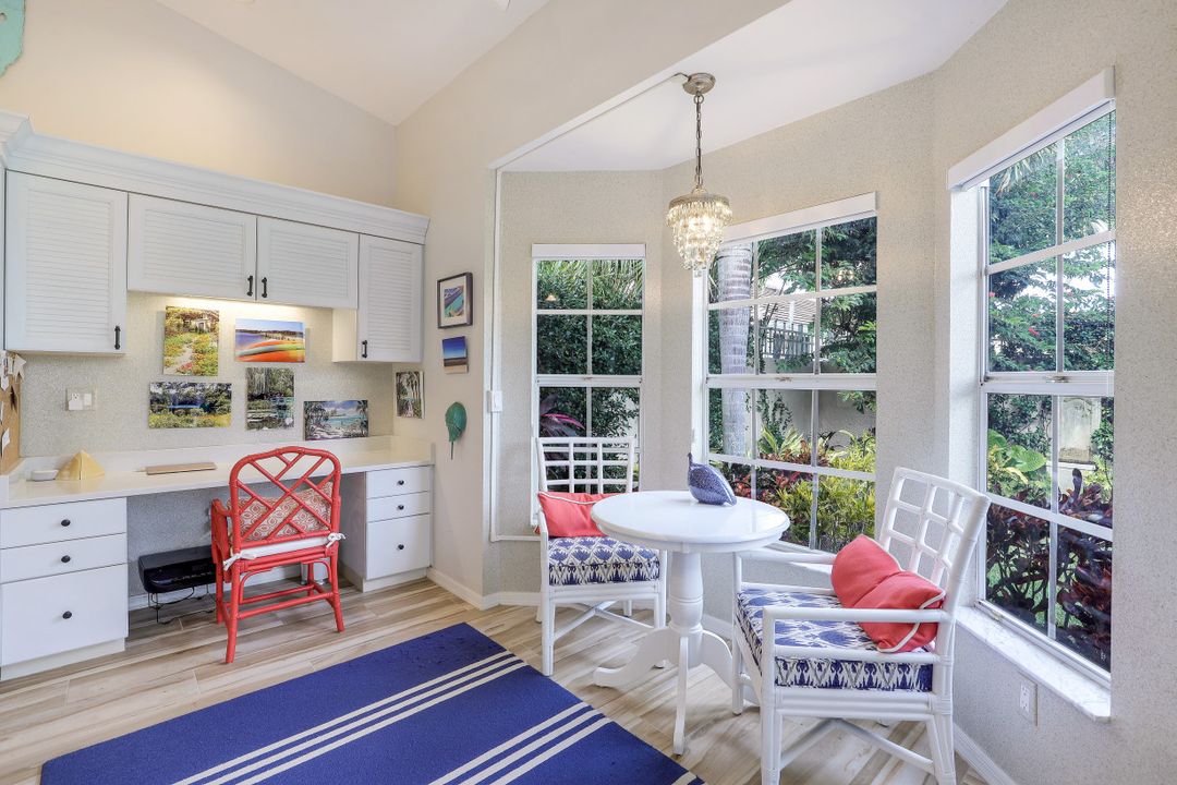 2180 Paget Cir, Naples, FL 34112