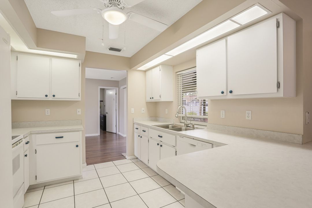 17384 Delaware Rd, Fort Myers, FL 33967