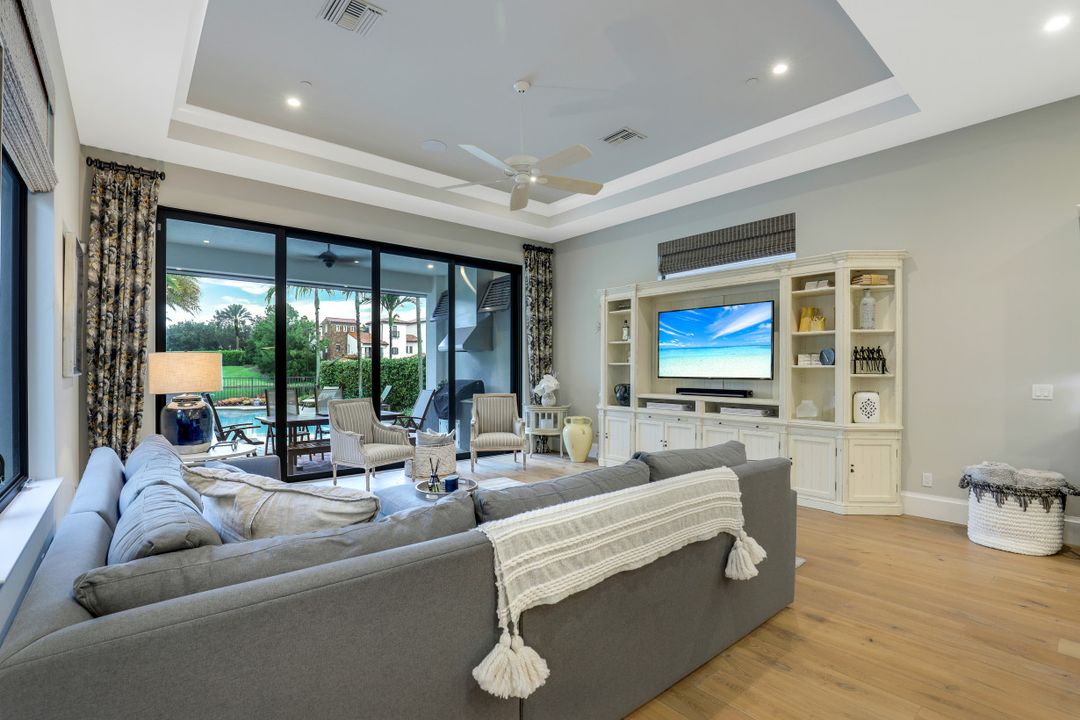 16448 Talis Park Dr, Naples, FL 34110