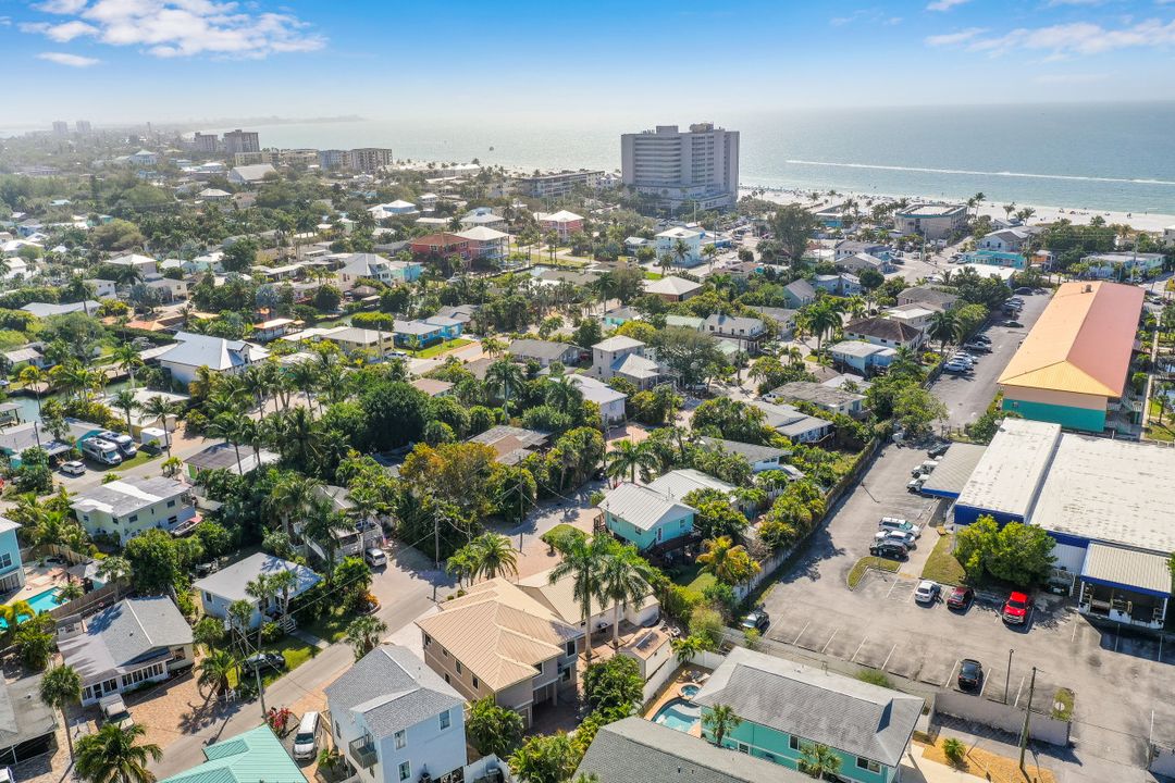 217 Miramar St, Fort Myers Beach, FL 33931