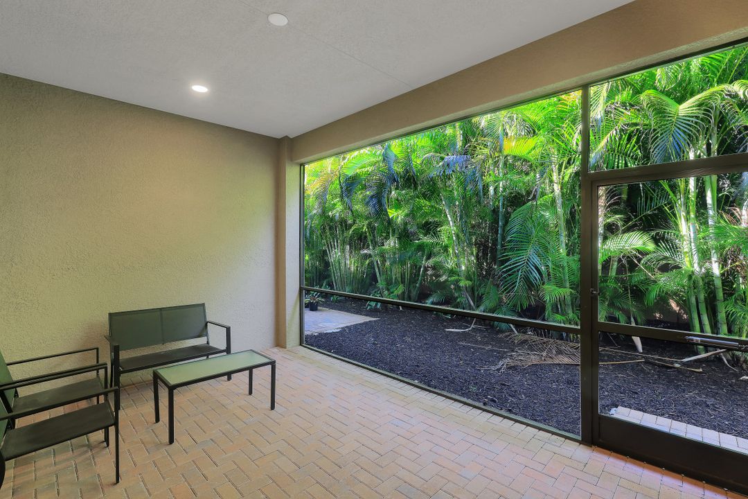 13459 Sumter Ln, Naples, FL 34109