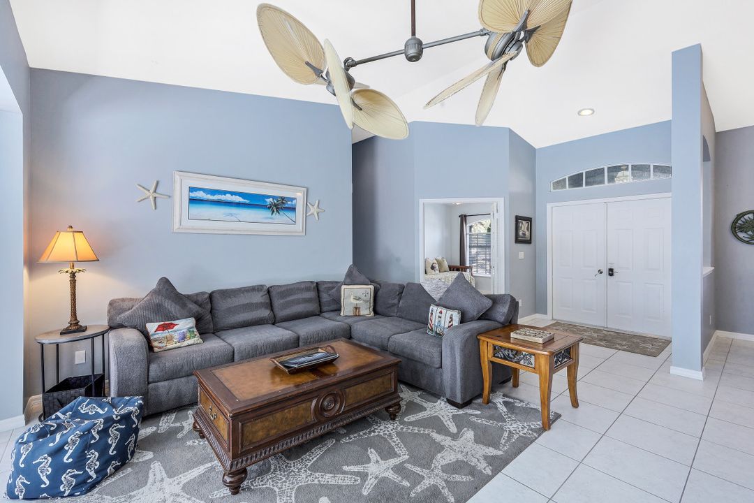 951 Dolphin Ct, Marco Island, FL 34145