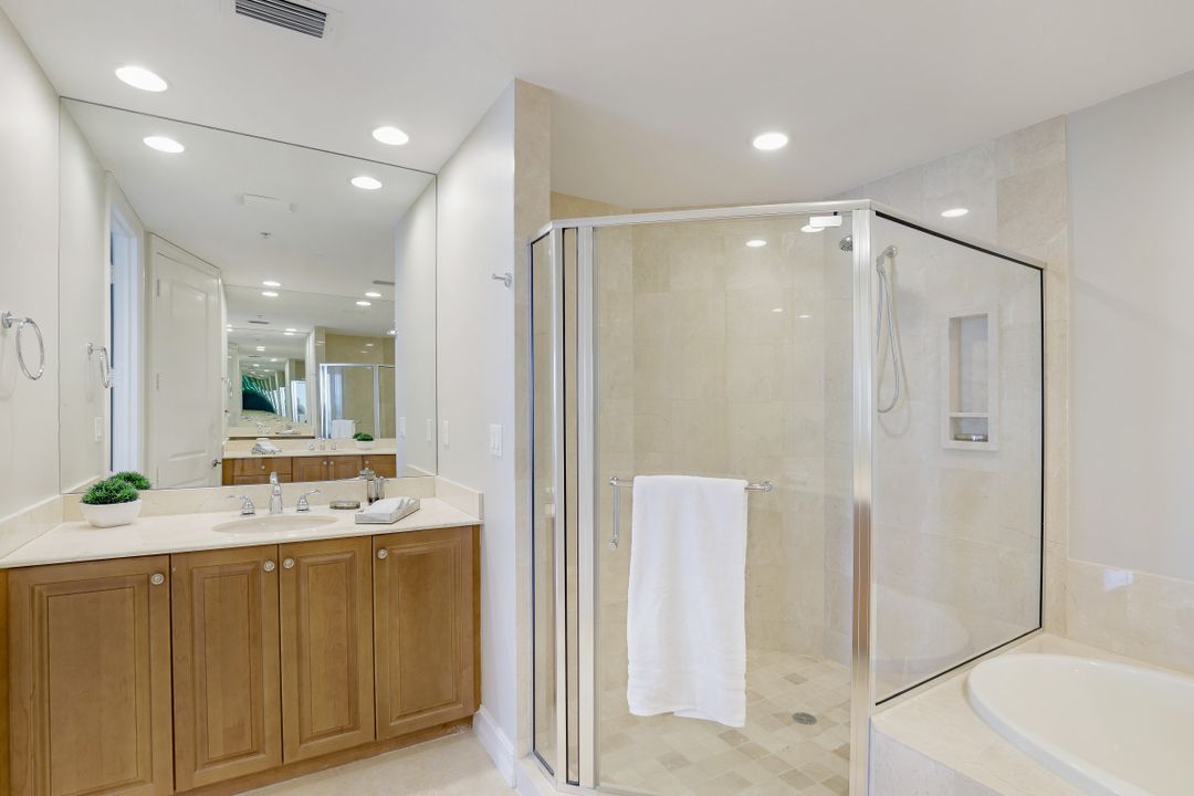4951 Bonita Bay Blvd #2205, Bonita Springs, FL 34134