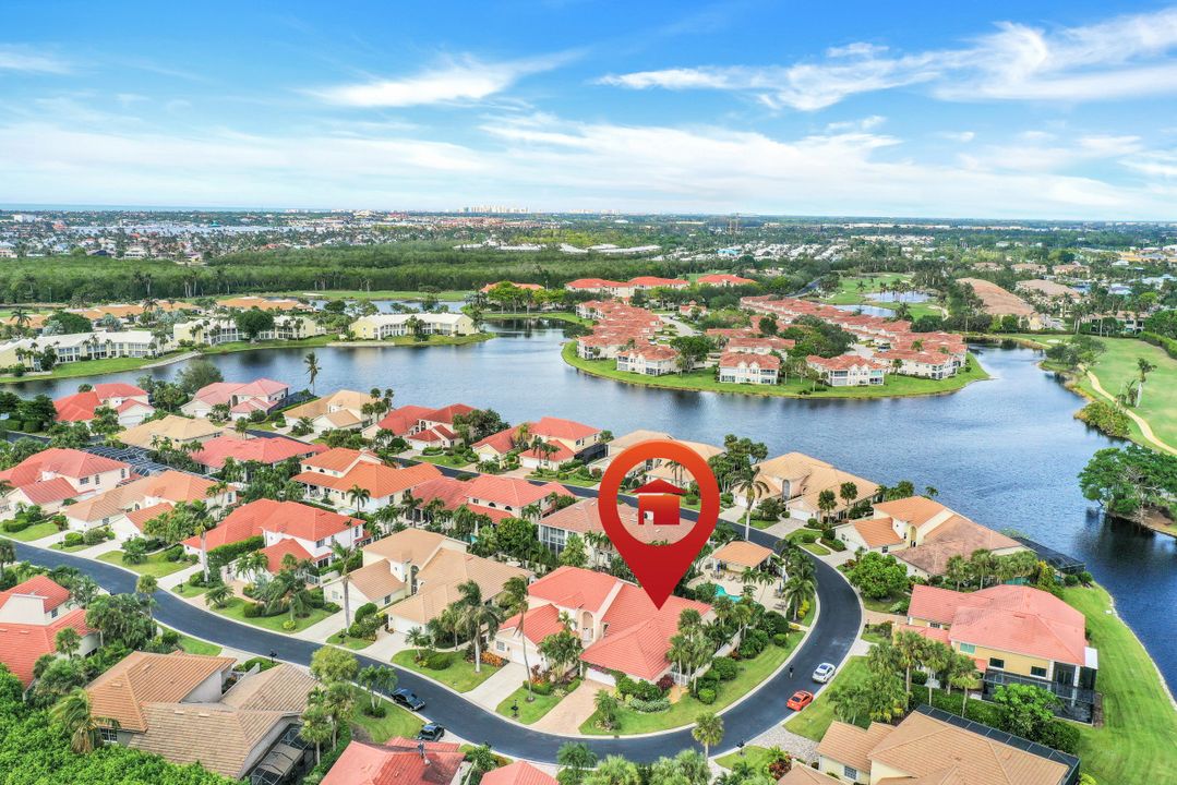 2180 Paget Cir, Naples, FL 34112