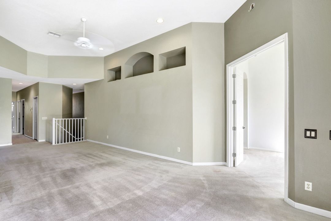 23041 Rosedale Dr APT 202, Bonita Springs, FL 34135