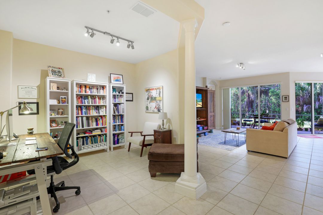 4685 Winged Foot Ct #102, Naples, FL 34112