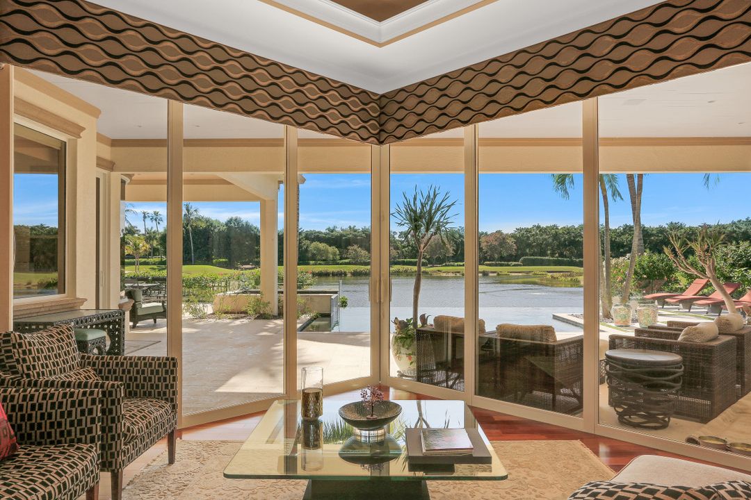 2343 Alexander Palm, Naples, FL 34105