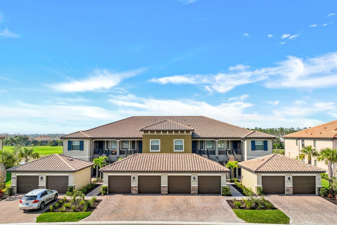 9393 Pocida Ct #102, Naples, FL 34119