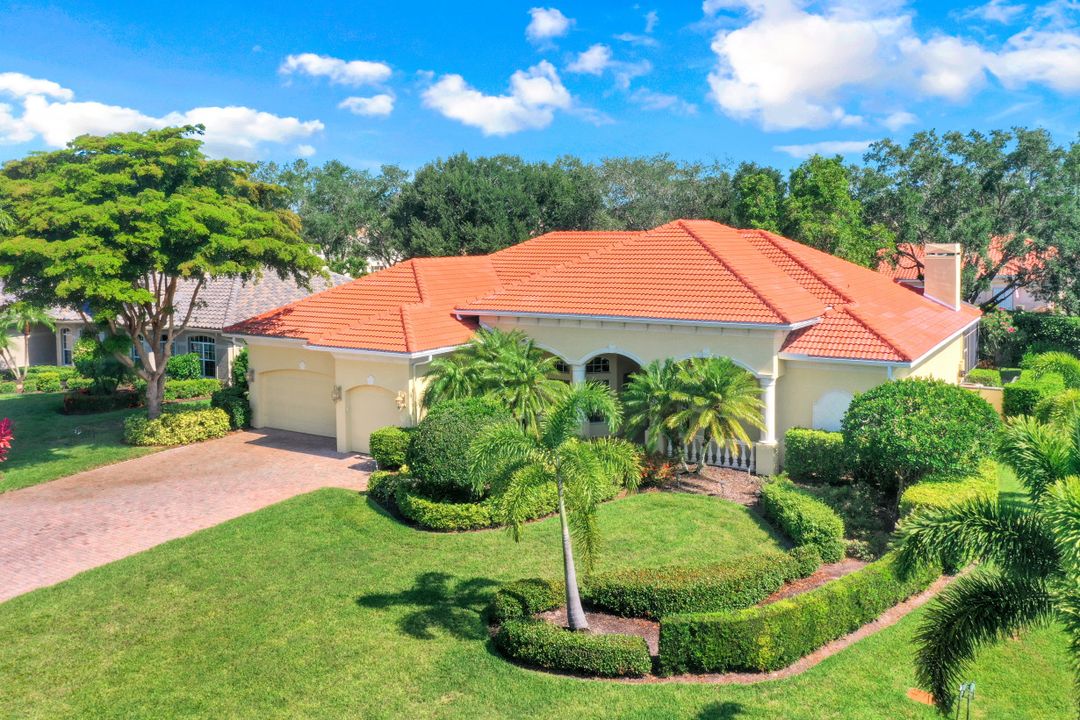 9772 Treasure Cay Ln, Bonita Springs, FL 34135