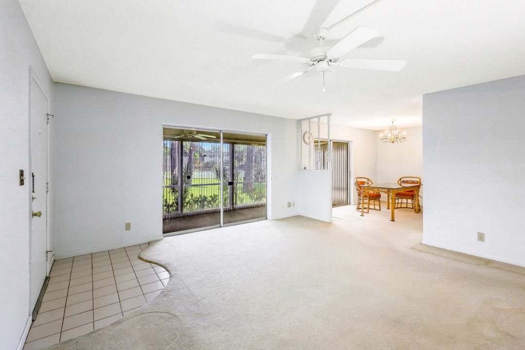 1549 Sandpiper St #39, Naples, FL 34102